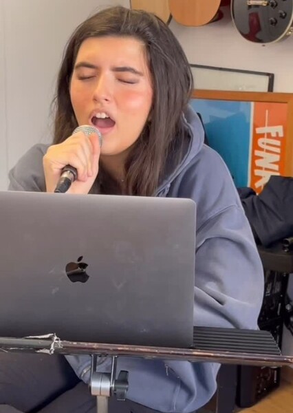 Angelina Jordan photo