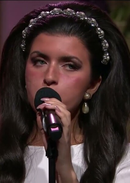 Angelina Jordan photo