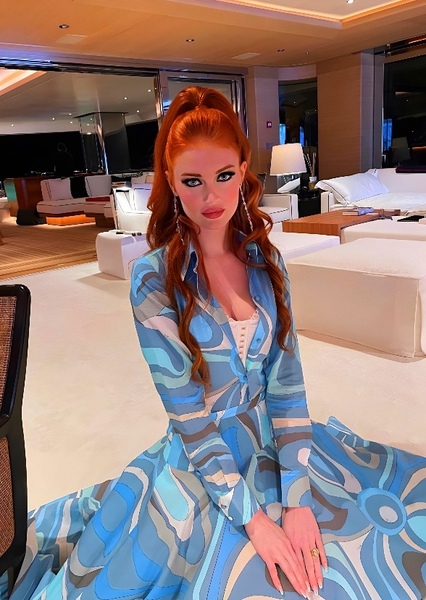 Angelina Michelle photo
