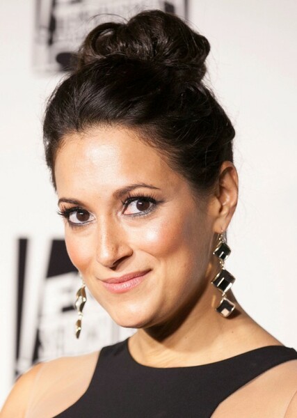 Angelique Cabral photo