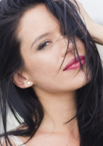 Angie Alvarado photo