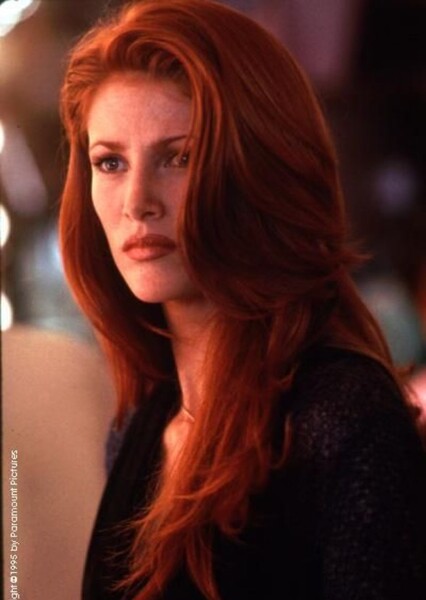 Angie Everhart photo