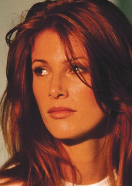 Angie Everhart photo