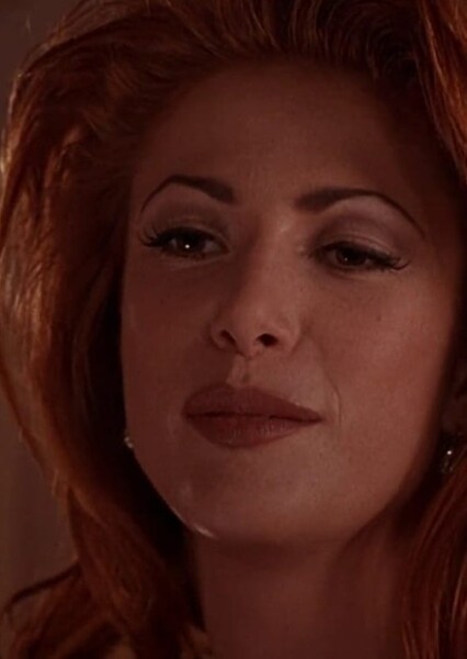 Angie Everhart photo