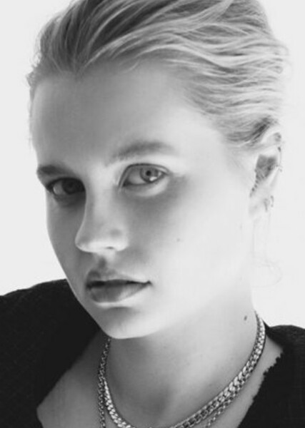 Angourie Rice photo