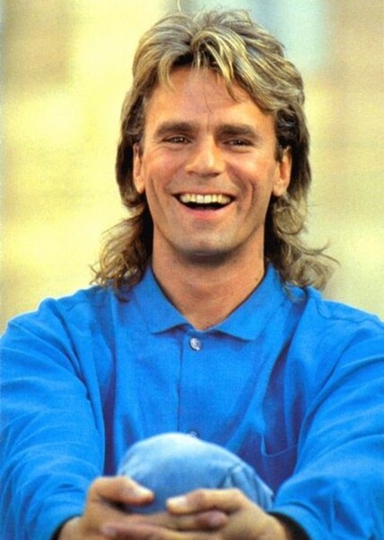 Angus MacGyver