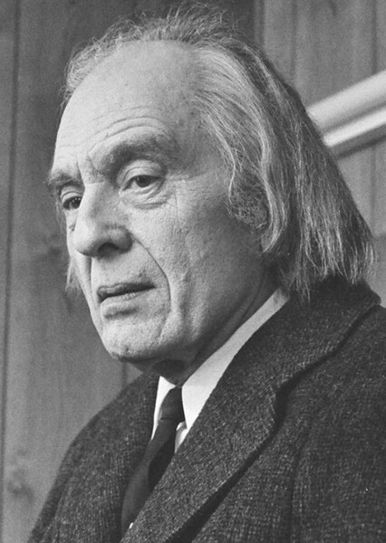 Angus Scrimm photo