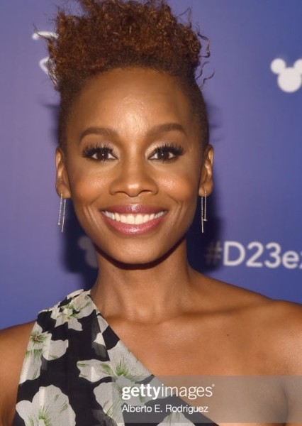 Anika Noni Rose photo