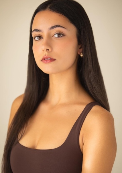 Mona Vanderwaal