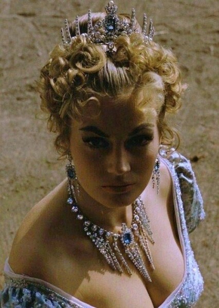 Anita Ekberg photo