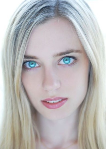 Anja Savcic photo