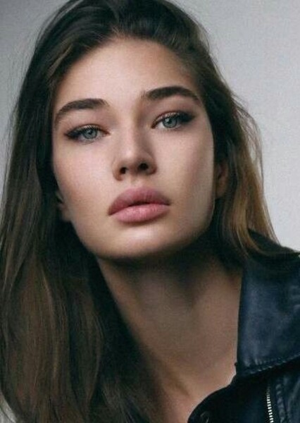Anna Akhvlediani photo