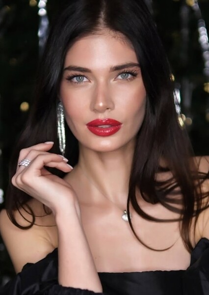 Anna Akhvlediani photo