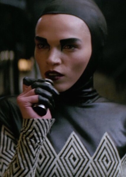 Anna Brewster photo