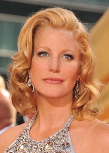 Anna Gunn photo