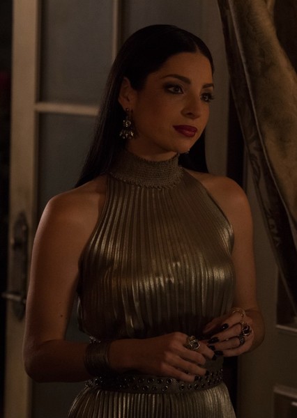 Anna Hopkins photo
