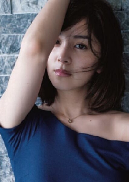 Anna Ishibashi photo