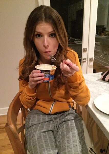 Anna Kendrick photo