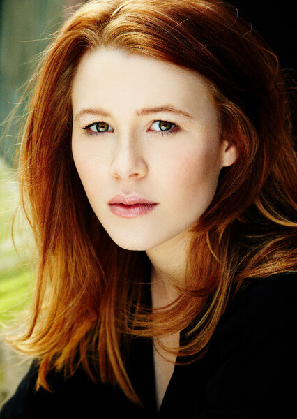 Anna McGahan photo