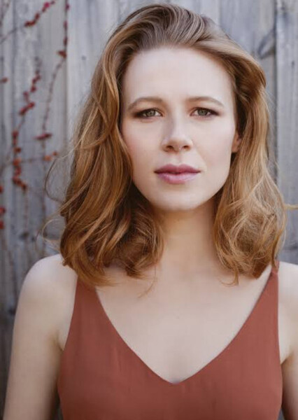 Anna McGahan