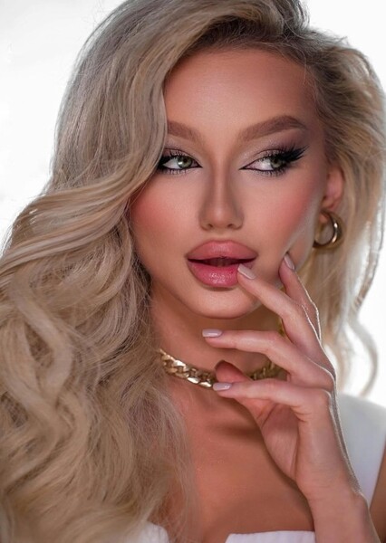 Anna Pankova photo