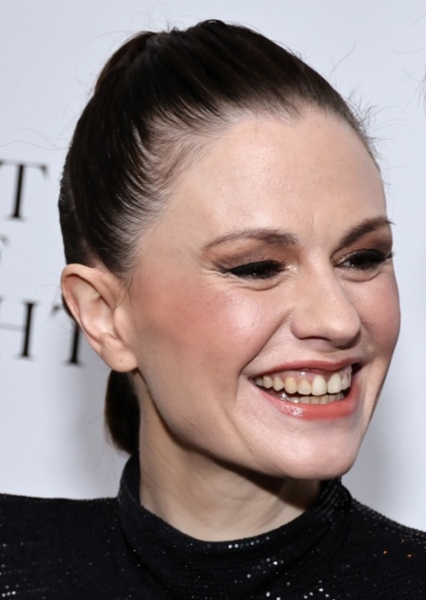 Anna Paquin photo