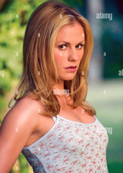 Anna Paquin photo