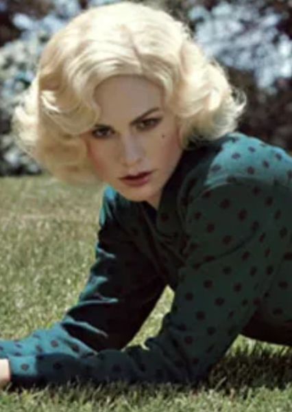 Anna Paquin photo