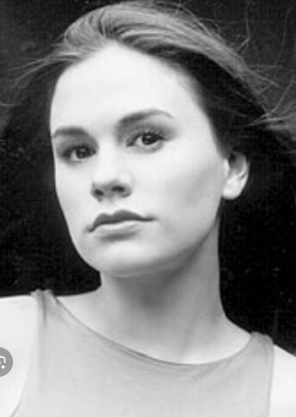 Anna Paquin photo