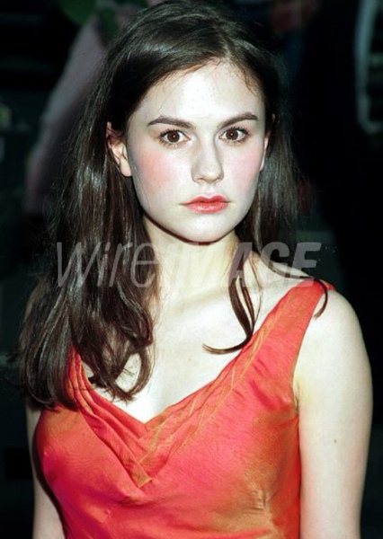 Anna Paquin photo