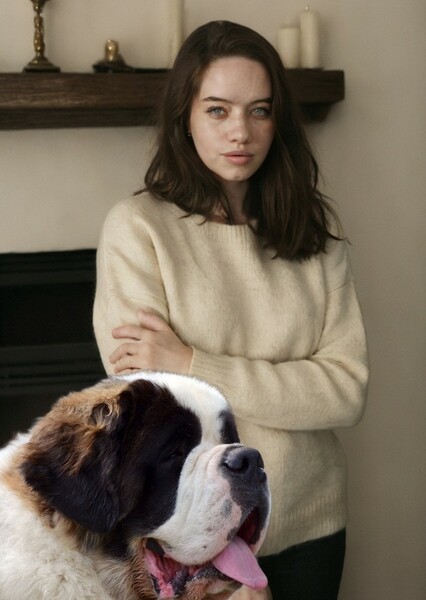 Anna Popplewell photo