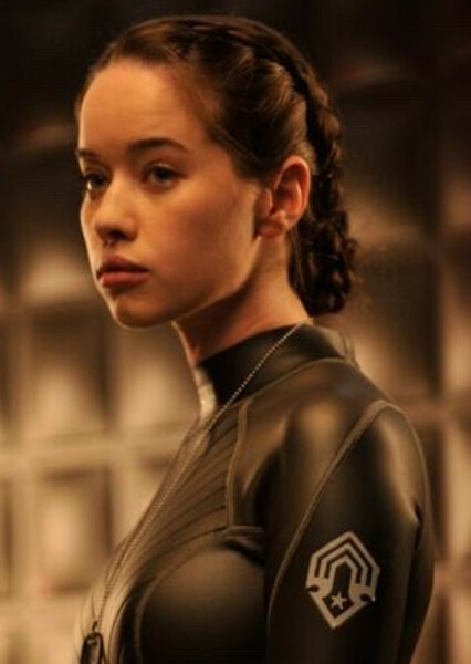 Anna Popplewell photo