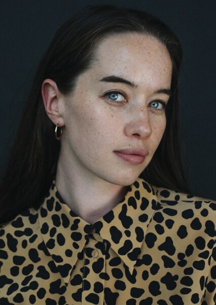 Anna Popplewell photo