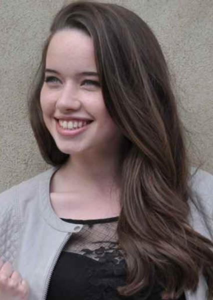 Anna Popplewell photo