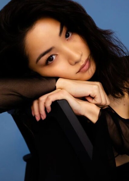 Anna Sawai photo