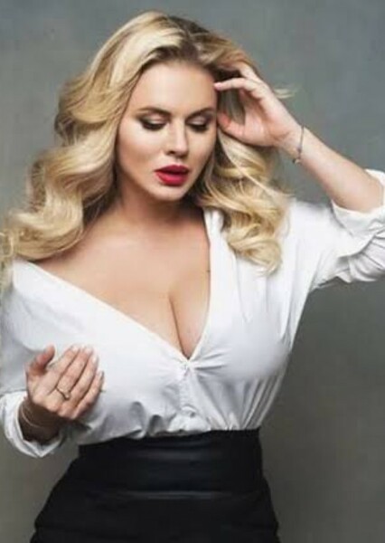 Anna Semenovich photo