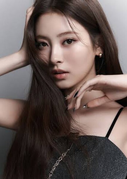 Anna Tanaka photo