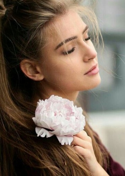 Anna Von Klinski photo