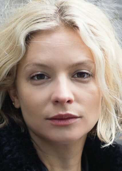 Annabelle Dexter-Jones photo