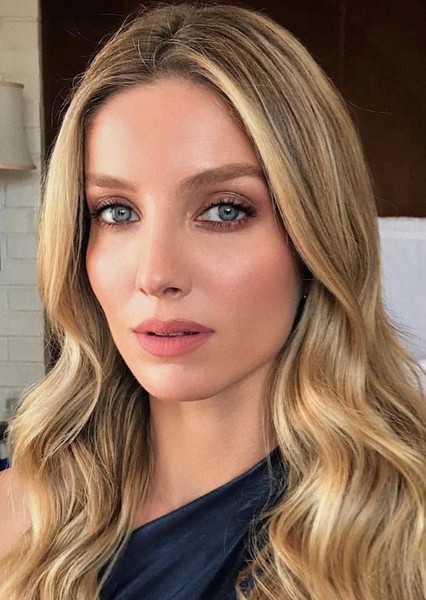 Annabelle Wallis photo