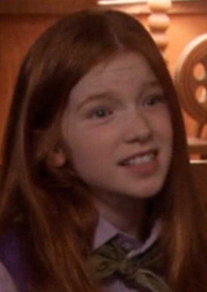 Annalise Basso photo