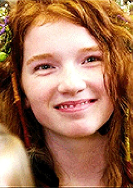 Annalise Basso photo