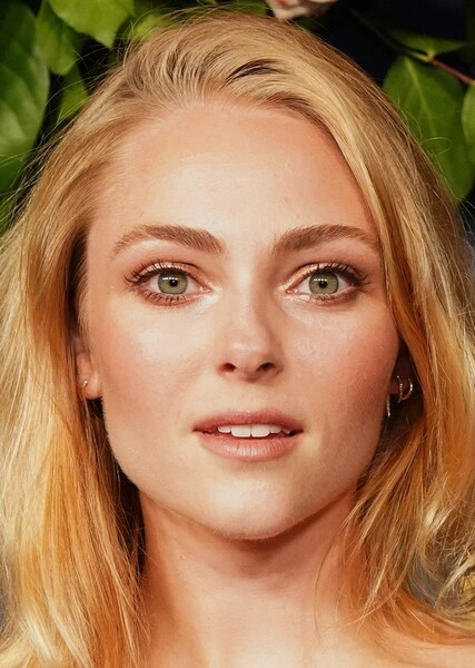 AnnaSophia Robb photo