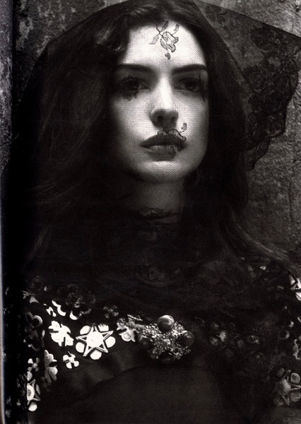 Anne Hathaway