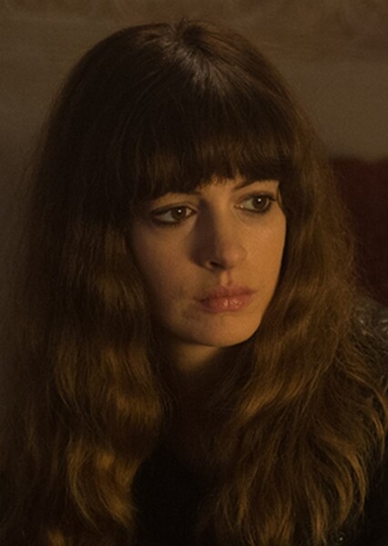 Anne Hathaway photo
