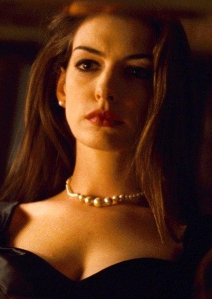 Anne Hathaway