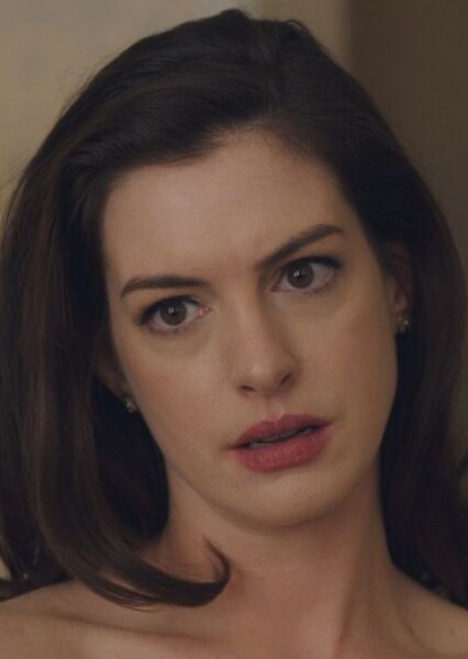 Anne Hathaway photo