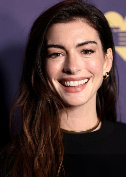 Anne Hathaway photo
