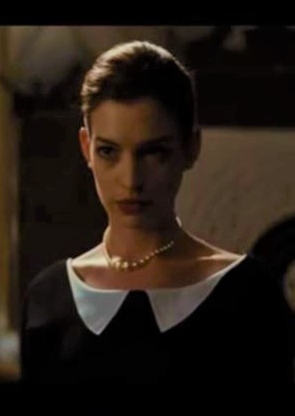 Anne Hathaway photo