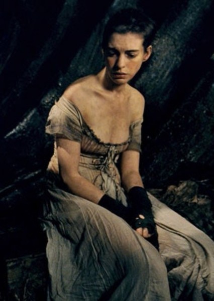 Anne Hathaway photo